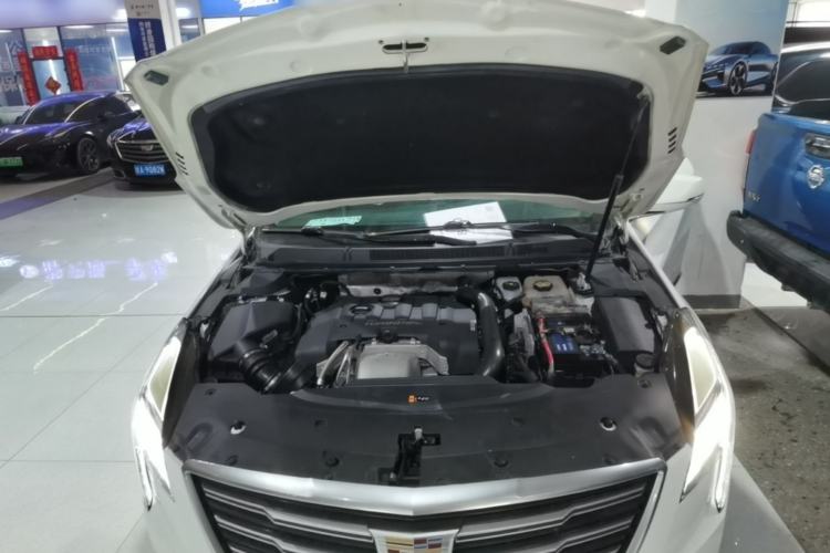 Used Cadillac XTS 2018 28T Elite Edition Engine Bay