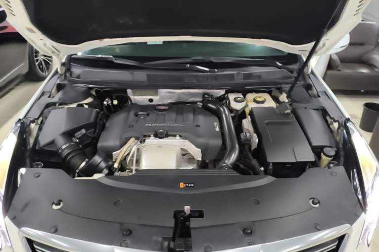 Used Cadillac XTS 2018 28T Tech Edition Engine Bay