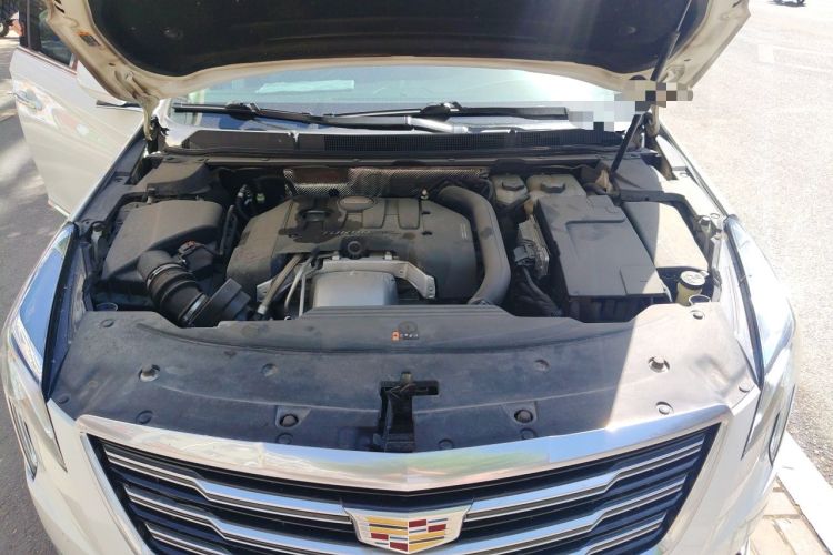 Used Cadillac XTS 2018 28T Elite Edition Engine Bay