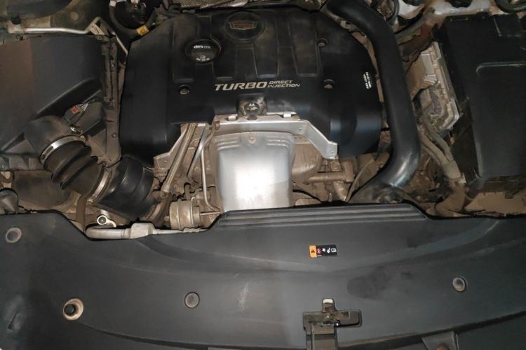 Used Cadillac XTS 2018 28T Elite Edition Engine Bay
