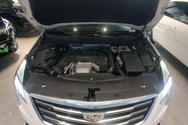 Used Cadillac XTS 2018 28T Elite Edition Engine Bay