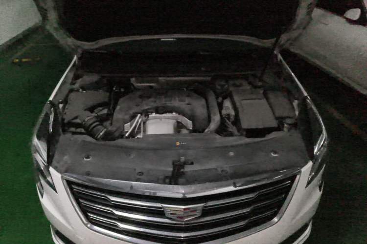 Used Cadillac XTS 2018 28T Elite Edition Engine Bay