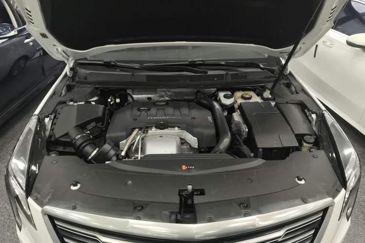 Used Cadillac XTS 2018 28T Tech Edition Engine Bay