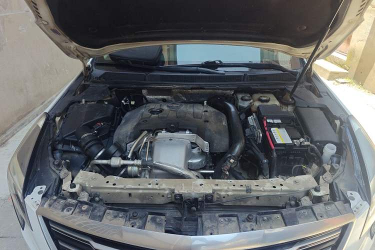 Used Cadillac XTS 2018 28T Elite Edition Engine Bay