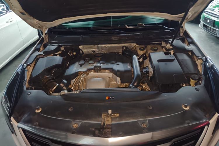 Used Cadillac XTS 2018 28T Tech Edition Engine Bay