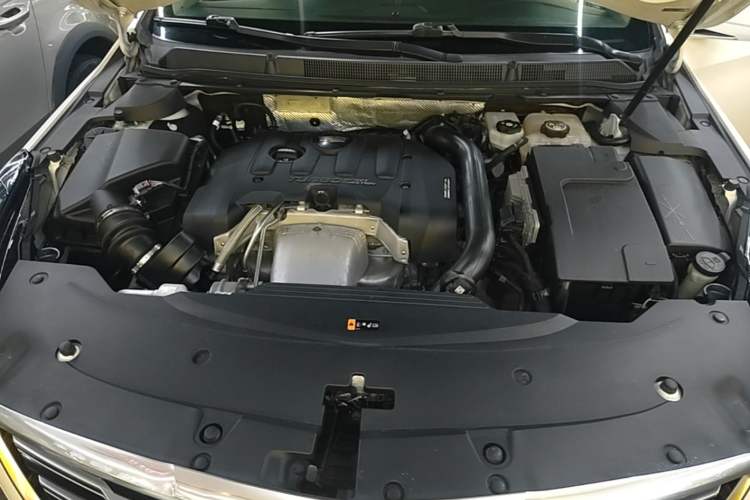 Used Cadillac XTS 2018 28T Tech Edition Engine Bay
