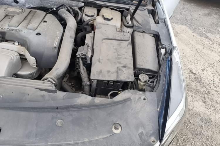 Used Cadillac XTS 2018 28T Tech Edition Engine Bay Left