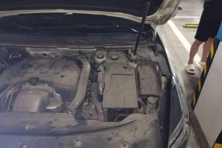 Used Cadillac XTS 2018 28T Luxury Edition Engine Bay Left