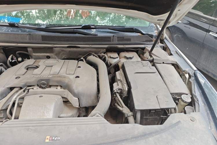 Used Cadillac XTS 2018 28T Tech Edition Engine Bay Left