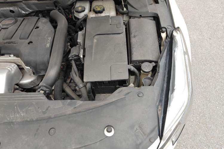 Used Cadillac XTS 2018 28T Elite Edition Engine Bay Left
