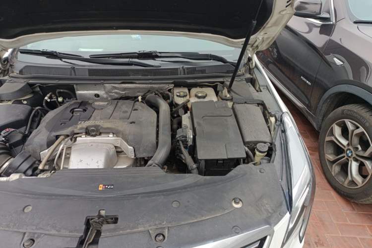 Used Cadillac XTS 2018 28T Tech Edition Engine Bay Left