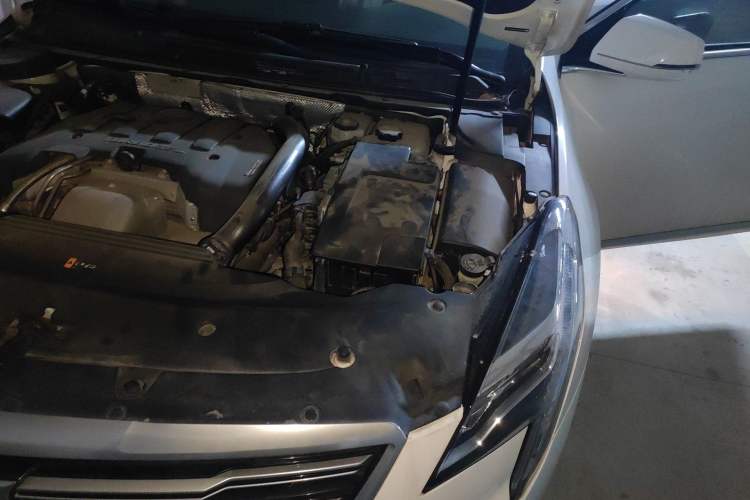 Used Cadillac XTS 2018 28T Tech Edition Engine Bay Left