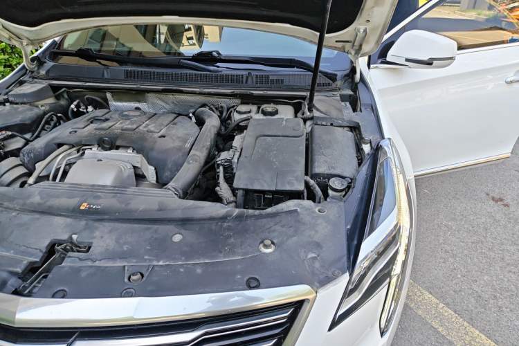 Used Cadillac XTS 2018 28T Tech Edition Engine Bay Left