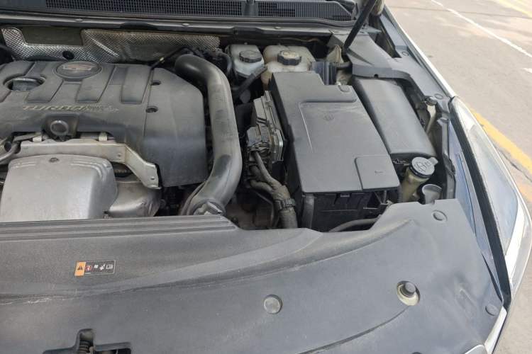 Used Cadillac XTS 2018 28T Elite Edition Engine Bay Left