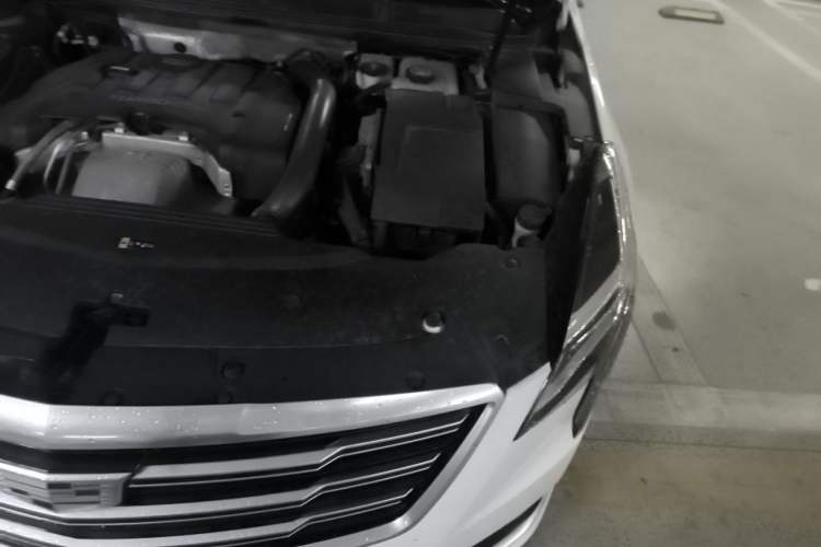 Used Cadillac XTS 2018 28T Tech Edition Engine Bay Left