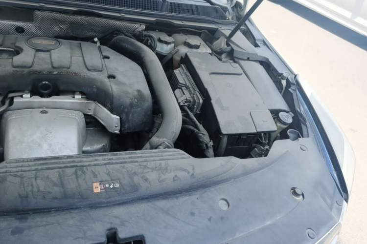 Used Cadillac XTS 2018 28T Tech Edition Engine Bay Left