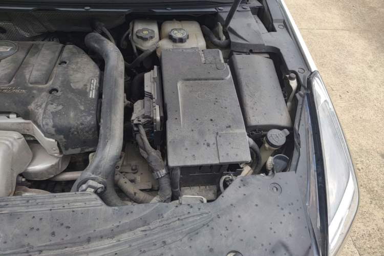 Used Cadillac XTS 2018 28T Elite Edition Engine Bay Left
