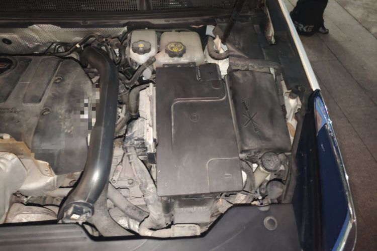 Used Cadillac XTS 2018 28T Elite Edition Engine Bay Left