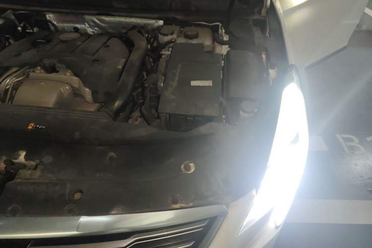Used Cadillac XTS 2018 28T Tech Edition Engine Bay Left