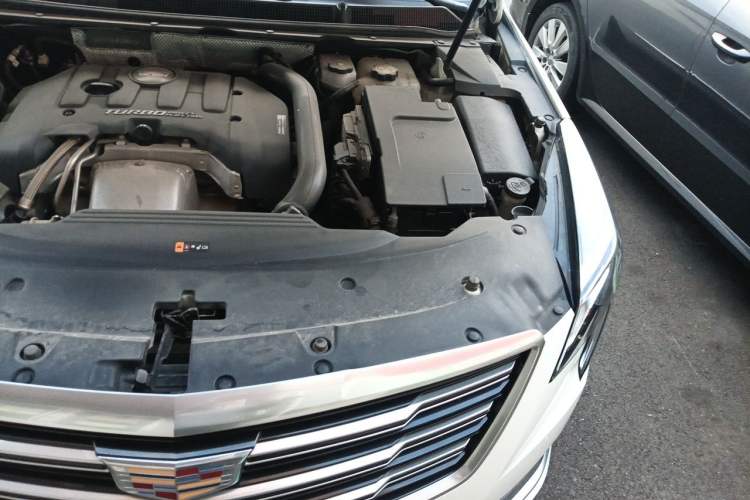 Used Cadillac XTS 2018 28T Tech Edition Engine Bay Left