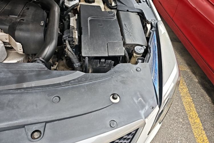 Used Cadillac XTS 2018 28T Tech Edition Engine Bay Left
