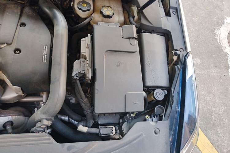 Used Cadillac XTS 2018 28T Tech Edition Engine Bay Left