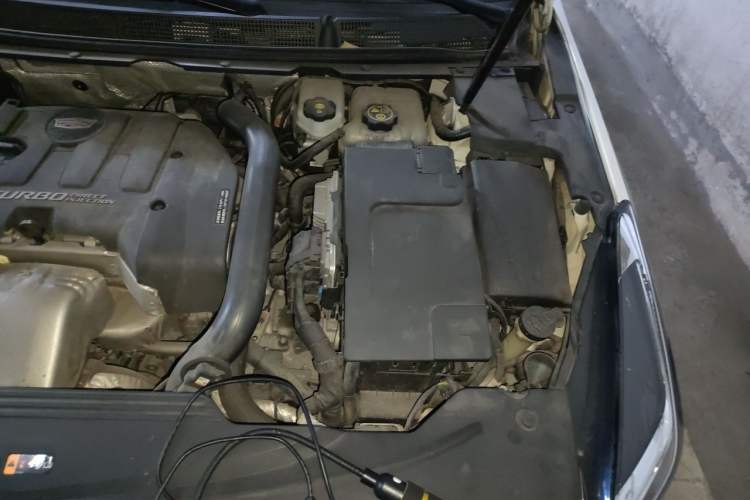 Used Cadillac XTS 2018 28T Elite Edition Engine Bay Left
