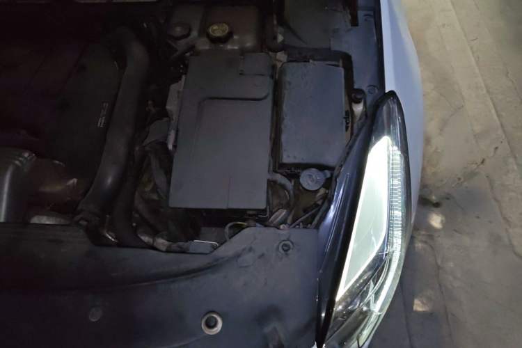 Used Cadillac XTS 2018 28T Luxury Edition Engine Bay Left