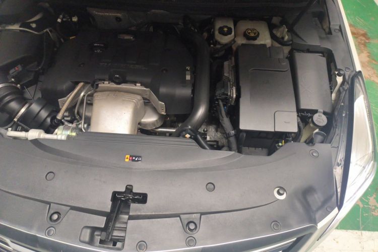 Used Cadillac XTS 2018 28T Elite Edition Engine Bay Left