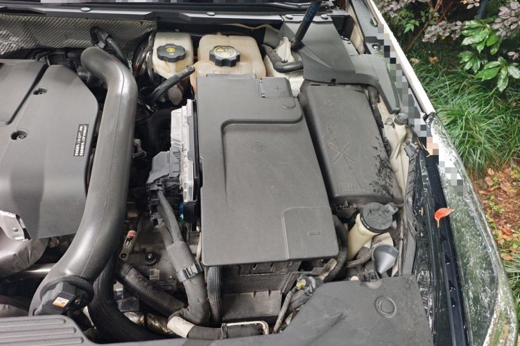Used Cadillac XTS 2018 28T Tech Edition Engine Bay Left