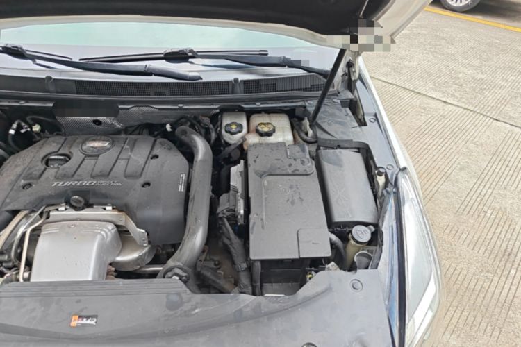 Used Cadillac XTS 2018 28T Elite Edition Engine Bay Left