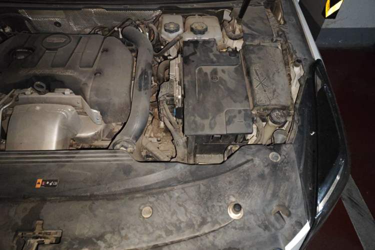 Used Cadillac XTS 2018 28T Tech Edition Engine Bay Left