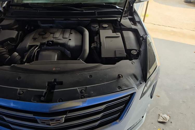Used Cadillac XTS 2018 28T Tech Edition Engine Bay Left