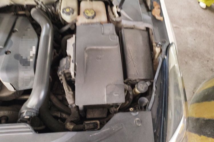 Used Cadillac XTS 2018 28T Tech Edition Engine Bay Left