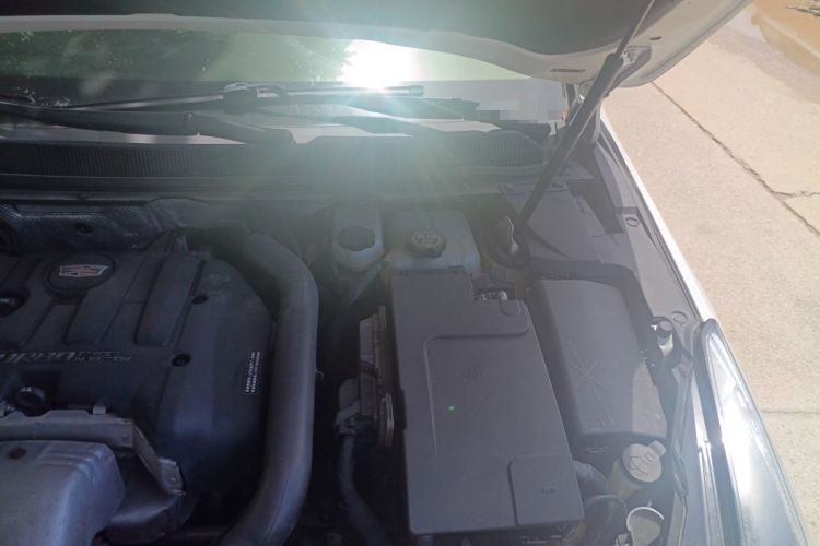 Used Cadillac XTS 2018 28T Tech Edition Engine Bay Left