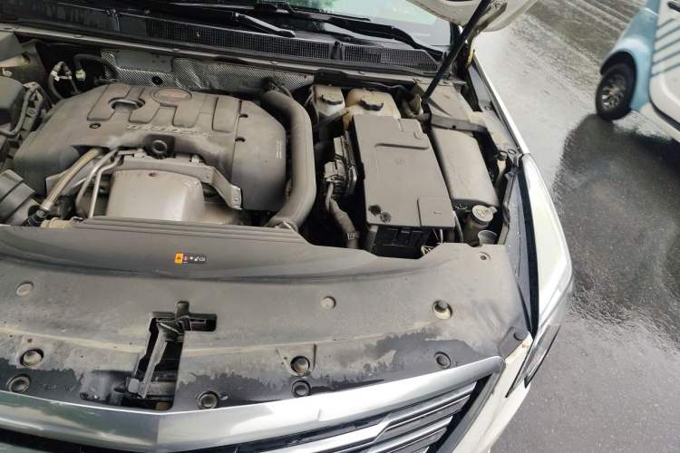 Used Cadillac XTS 2018 28T Tech Edition Engine Bay Left