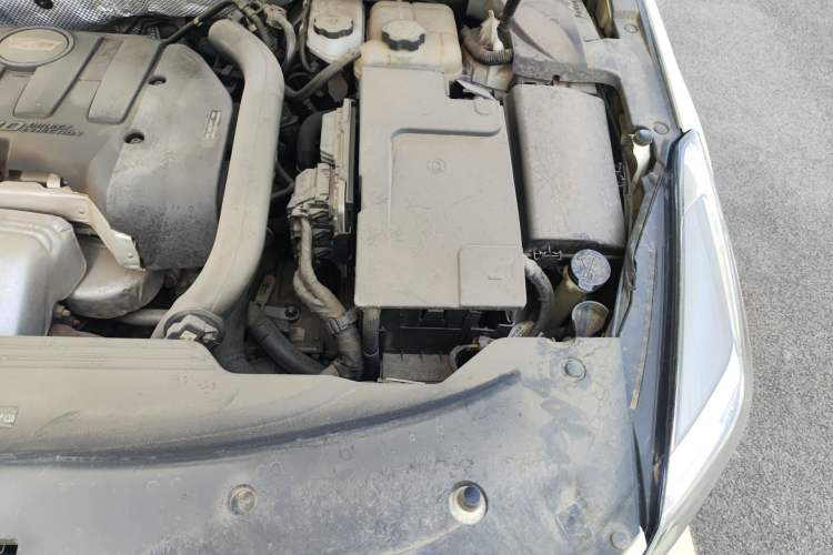 Used Cadillac XTS 2018 28T Tech Edition Engine Bay Left