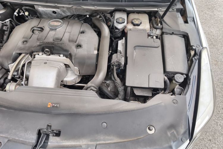 Used Cadillac XTS 2018 28T Elite Edition Engine Bay Left