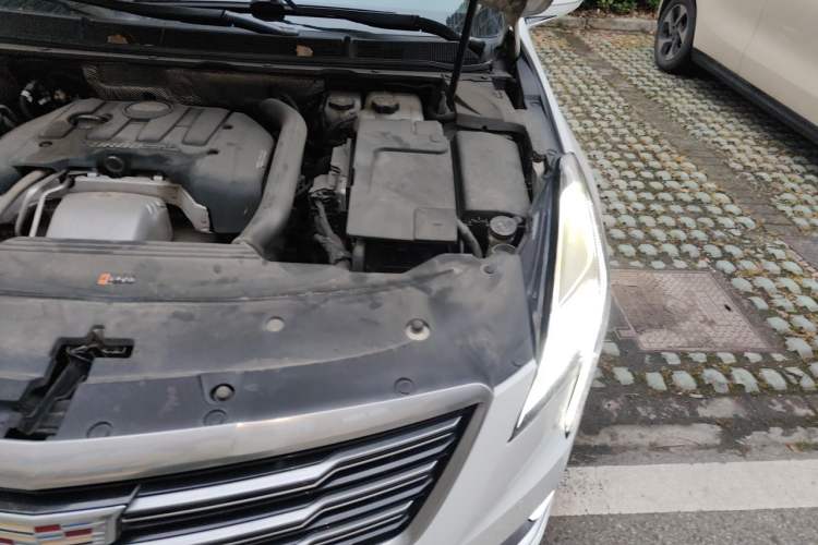 Used Cadillac XTS 2018 28T Elite Edition Engine Bay Left