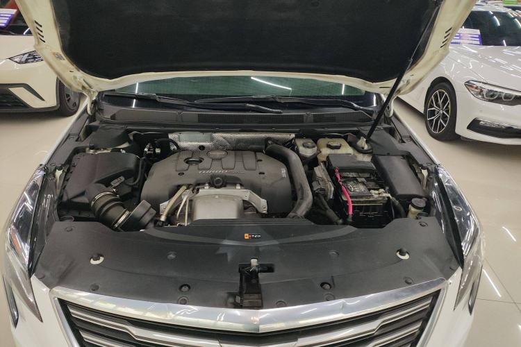 Used Cadillac XTS 2018 28T Elite Edition Engine Bay