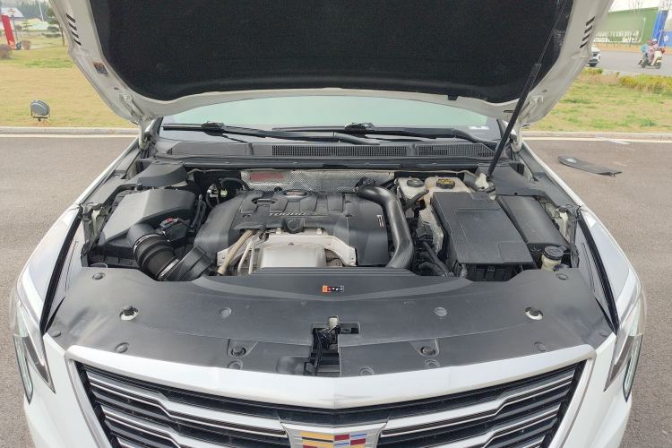 Used Cadillac XTS 2018 28T Elite Edition Engine Bay