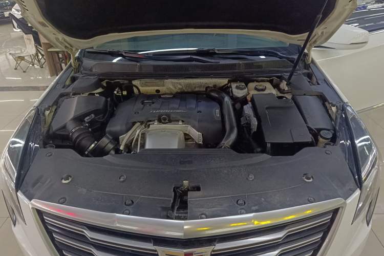 Used Cadillac XTS 2018 28T Tech Edition Engine Bay