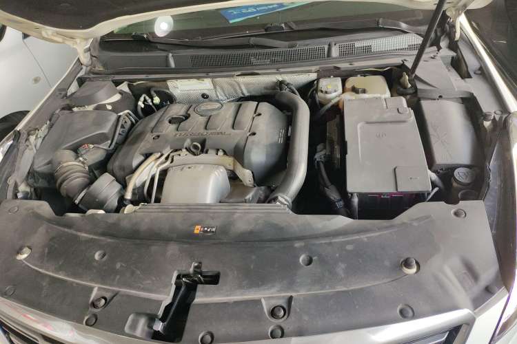 Used Cadillac XTS 2018 28T Tech Edition Engine Bay