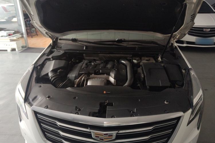 Used Cadillac XTS 2018 28T Tech Edition Engine Bay