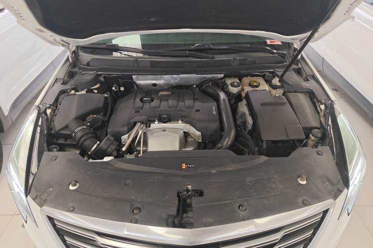 Used Cadillac XTS 2018 28T Tech Edition Engine Bay