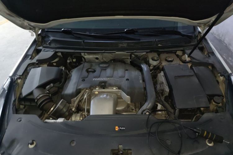 Used Cadillac XTS 2018 28T Elite Edition Engine Bay