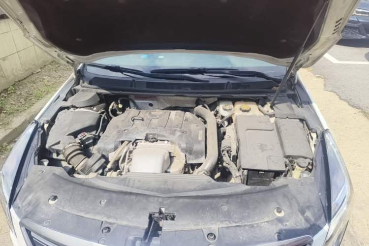 Used Cadillac XTS 2018 28T Elite Edition Engine Bay