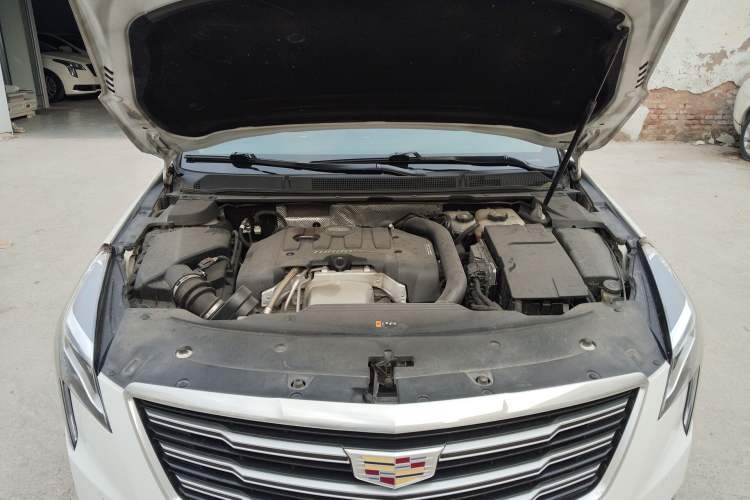 Used Cadillac XTS 2018 28T Luxury Edition Engine Bay