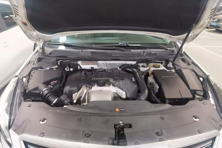 Used Cadillac XTS 2018 28T Tech Edition Engine Bay