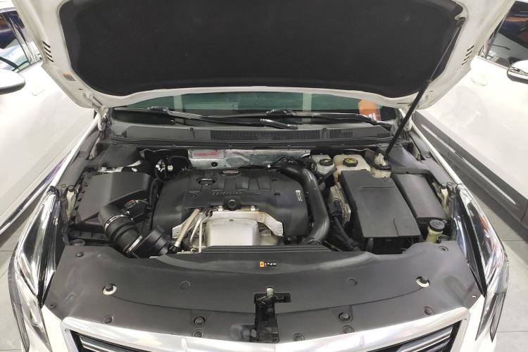 Used Cadillac XTS 2018 28T Elite Edition Engine Bay